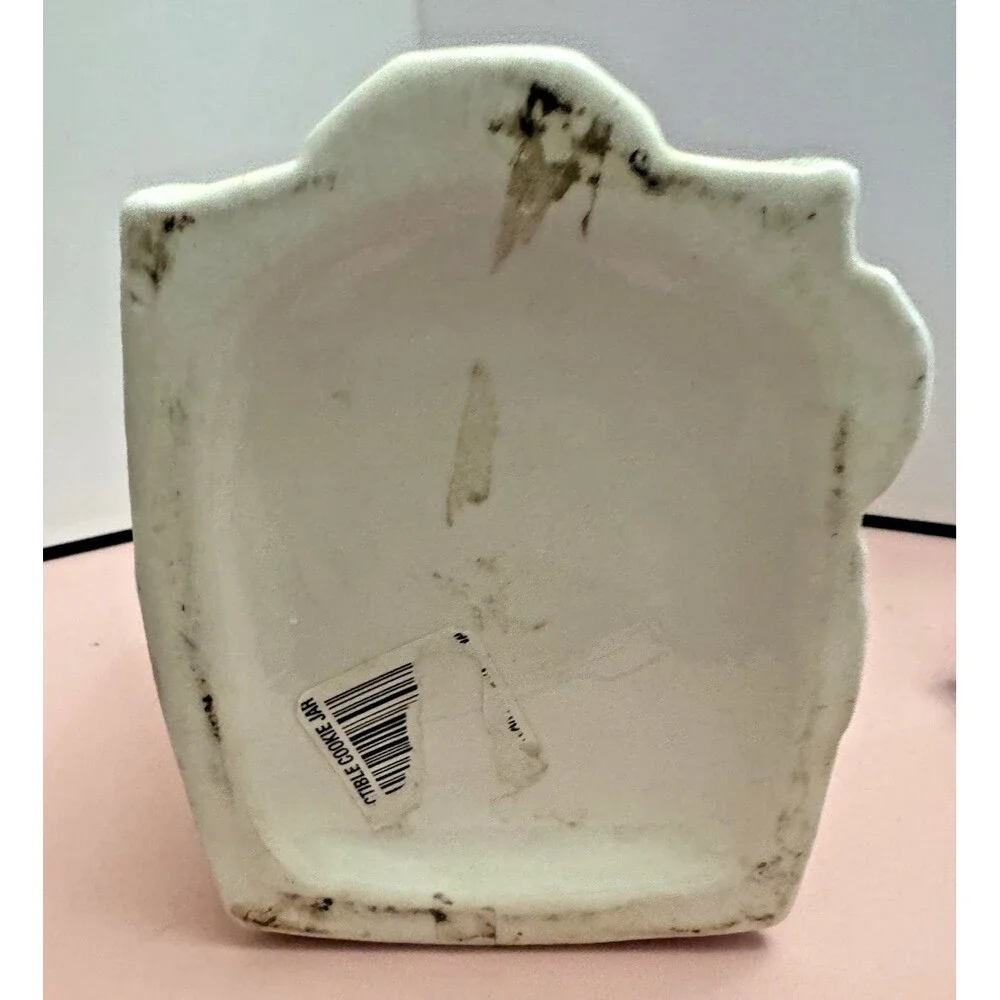 Unbranded vintage figural